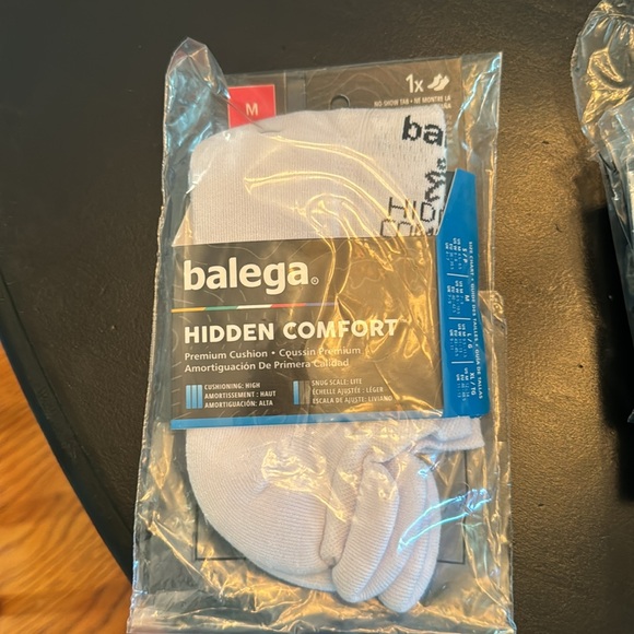 Balega athletic running socks for men or women - Picture 2 of 4